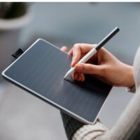 Tablette Graphique Wacom One pen Medium – CTC6110WLW2B Tunisie