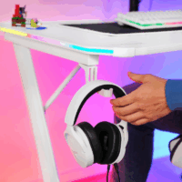 Bureau de Gaming TRUST GXT 709 Luminus RGB – Blanc – 25328 Tunisie